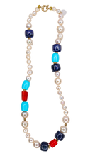 Carica l'immagine nel visualizzatore di Gallery, Linea Luxury - Collana Corallo Vivo - Perle d'Archivio