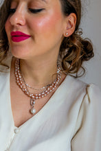 Carica l'immagine nel visualizzatore di Gallery, Orecchini BOTTONI arg925 - Perle Autentiche ROSA - Piccoli