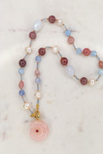 Carica l'immagine nel visualizzatore di Gallery, Linea Precious - Collana MALVA corta + Ciondolo Conchiglia Quarzo Rosa