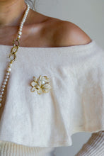 Carica l'immagine nel visualizzatore di Gallery, Spilla LOTO LUXURY - ottone e zirconia