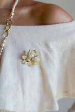 Carica l'immagine nel visualizzatore di Gallery, Spilla LOTO LUXURY - ottone e zirconia