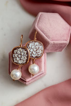 Carica l'immagine nel visualizzatore di Gallery, Serie UNICO LUXURY - Euphorbia - Orecchini con cammei autentici argento 925