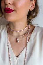 Carica l'immagine nel visualizzatore di Gallery, Linea Precious - Orecchini BOTTONI arg925 - Perle Autentiche ROSA - PICCOLI