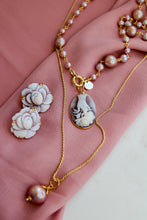 Carica l'immagine nel visualizzatore di Gallery, Serie UNICO LUXURY - Flos Fortitudinis (Fiore della Forza) - Orecchini argento 925 placcato oro 18k