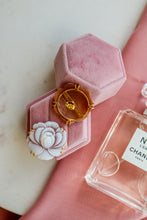 Carica l'immagine nel visualizzatore di Gallery, Serie UNICO LUXURY - Flos Fortitudinis (Fiore della Forza) - Orecchini argento 925 placcato oro 18k