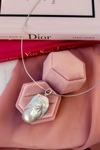 Load image into Gallery viewer, Precious Line - SILVER REFLECTIONS Pendant + FREE semi-rigid necklace