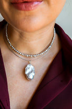 Load image into Gallery viewer, Precious Line - SILVER REFLECTIONS Pendant + FREE semi-rigid necklace