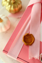 Carica l'immagine nel visualizzatore di Gallery, Edizione Limitata - MELMYSTERY BOX 2025