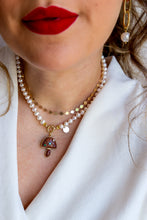Load image into Gallery viewer, Precious Collection - REFLECTIONS OF LOVE GOLD Necklace - LIMITED EDITION - 18k gold plated 925 silver