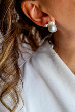 Carica l'immagine nel visualizzatore di Gallery, Orecchini BOTTONI arg925 - Perle Autentiche BIANCHE - MINI