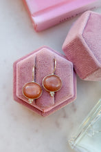 Load image into Gallery viewer, Melania's pairings - Delicacy and sweetness