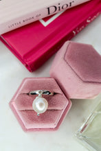 Carica l'immagine nel visualizzatore di Gallery, Anello GOCCIA DI LUNA - Bianca - argento 925