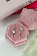 Carica l'immagine nel visualizzatore di Gallery, Orecchini BOTTONI arg925 - Perle Autentiche GRIGIE - MINI