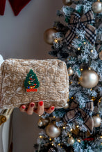 Carica l'immagine nel visualizzatore di Gallery, Pochette & Spilla – Magie di Festa - Albero di Natale 🎄