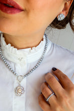 Carica l'immagine nel visualizzatore di Gallery, Anello Luce di Perla - Grigio