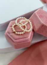 Carica l'immagine nel visualizzatore di Gallery, Anello Luce di Perla - Bianco