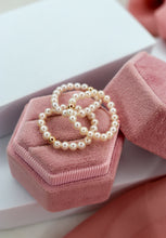 Carica l'immagine nel visualizzatore di Gallery, Anello Luce di Perla - Bianco