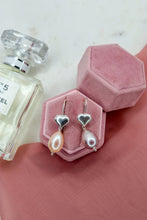 Load image into Gallery viewer, Precious Line - SECRET IN PINK HEARTS Earrings