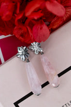 Load image into Gallery viewer, Mè·ro Bijoux - CHERRY Quartz Earrings