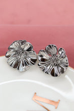 Load image into Gallery viewer, Mè·ro Bijoux - APPLE BLOSSOM Earrings