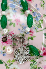 Charger l'image dans la galerie, Mè·ro Bijoux - Collier FLEUR DE POMMIER