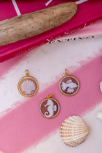 Carica l'immagine nel visualizzatore di Gallery, Pendente CAMMEO ESTATE ORO - argento 925 placcato oro 18k