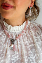 Load image into Gallery viewer, Mè·ro Bijoux - CHERRY Quartz Earrings