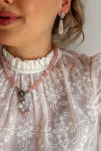 Load image into Gallery viewer, Mè·ro Bijoux - CHERRY Quartz Earrings