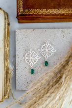 Load image into Gallery viewer, Melania's Pairings - Green Onyx Souk