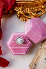 Carica l'immagine nel visualizzatore di Gallery, PREORDINE - Anello LOTO in argento 925 - cammeo autentico