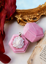 Carica l'immagine nel visualizzatore di Gallery, PREORDINE - Pendente LOTO - argento 925