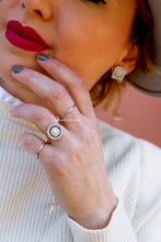 Carica l'immagine nel visualizzatore di Gallery, PREORDINE - Anello LOTO in argento 925 - cammeo autentico