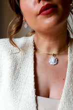 Carica l'immagine nel visualizzatore di Gallery, PREORDINE - Pendente LOTO ORO - argento 925 placcato oro 18k