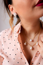 Load image into Gallery viewer, Luxury Line - PRE-ORDER - LITTLE CAMELIA GOLD Earrings