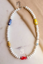Carica l&#39;immagine nel visualizzatore di Gallery, Collana CERAMICHINA SARDINA
