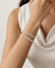 Carica l'immagine nel visualizzatore di Gallery, Mè·ro Bijoux - Bracciale Rigido ONDA ARGENTATA (piccolo)
