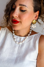 Carica l'immagine nel visualizzatore di Gallery, Linea Luxury - Collana SPIRALE DI PERLE ciondolo REMOVIBILE in OMAGGIO
