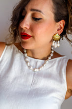 Carica l'immagine nel visualizzatore di Gallery, Linea Luxury - Collana SPIRALE DI PERLE ciondolo REMOVIBILE in OMAGGIO
