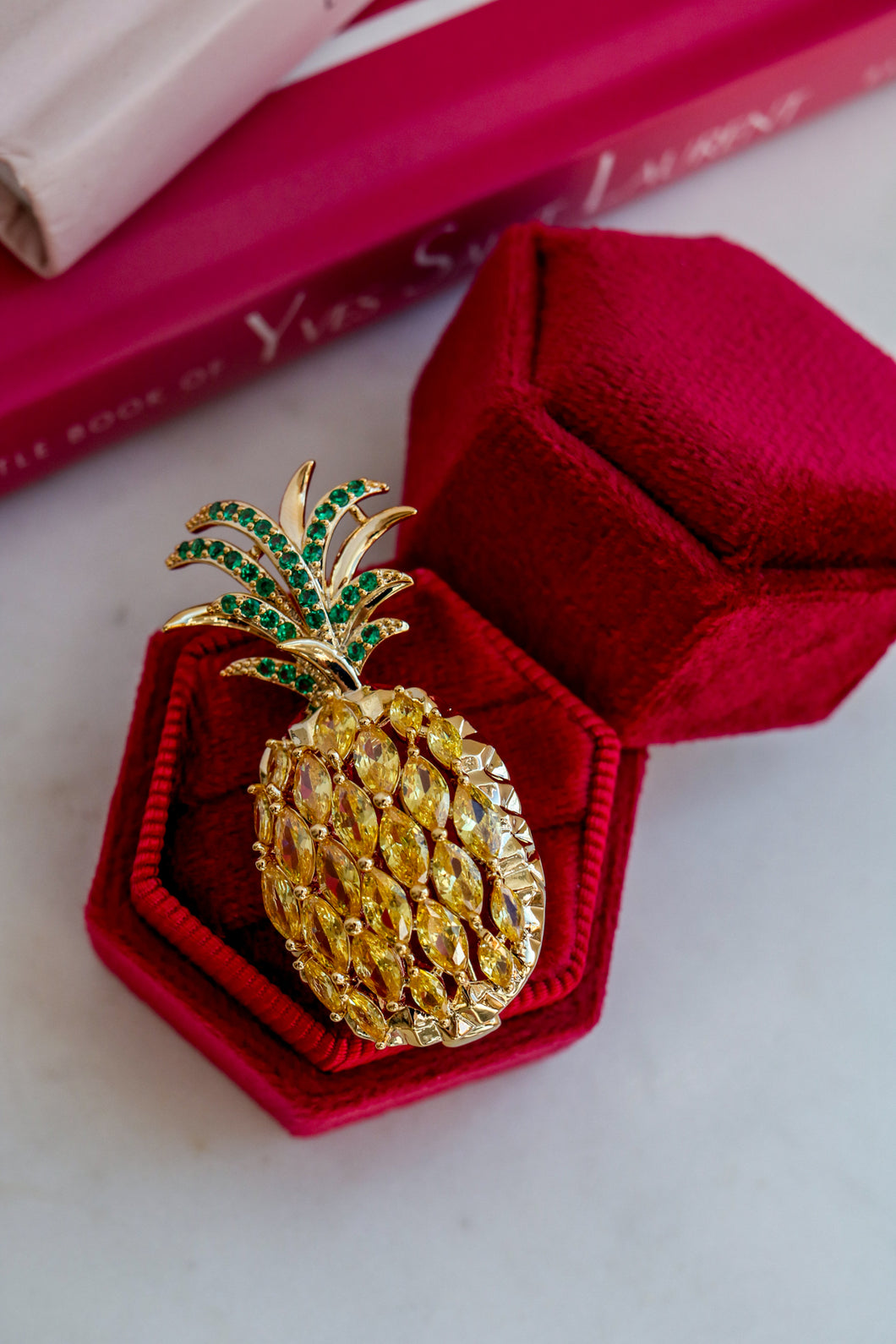 Spilla ANANAS  - ottone e zirconia