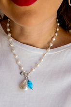 Carica l&#39;immagine nel visualizzatore di Gallery, COMBO Collana La Base + Pendente Perla Barocca + Pendente conchiglia turchese naturale
