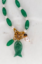 Carica l'immagine nel visualizzatore di Gallery, Mè·ro Bijoux - COMBO Collana FIORE DI MELO ORO + PESCE DI MELUSINA
