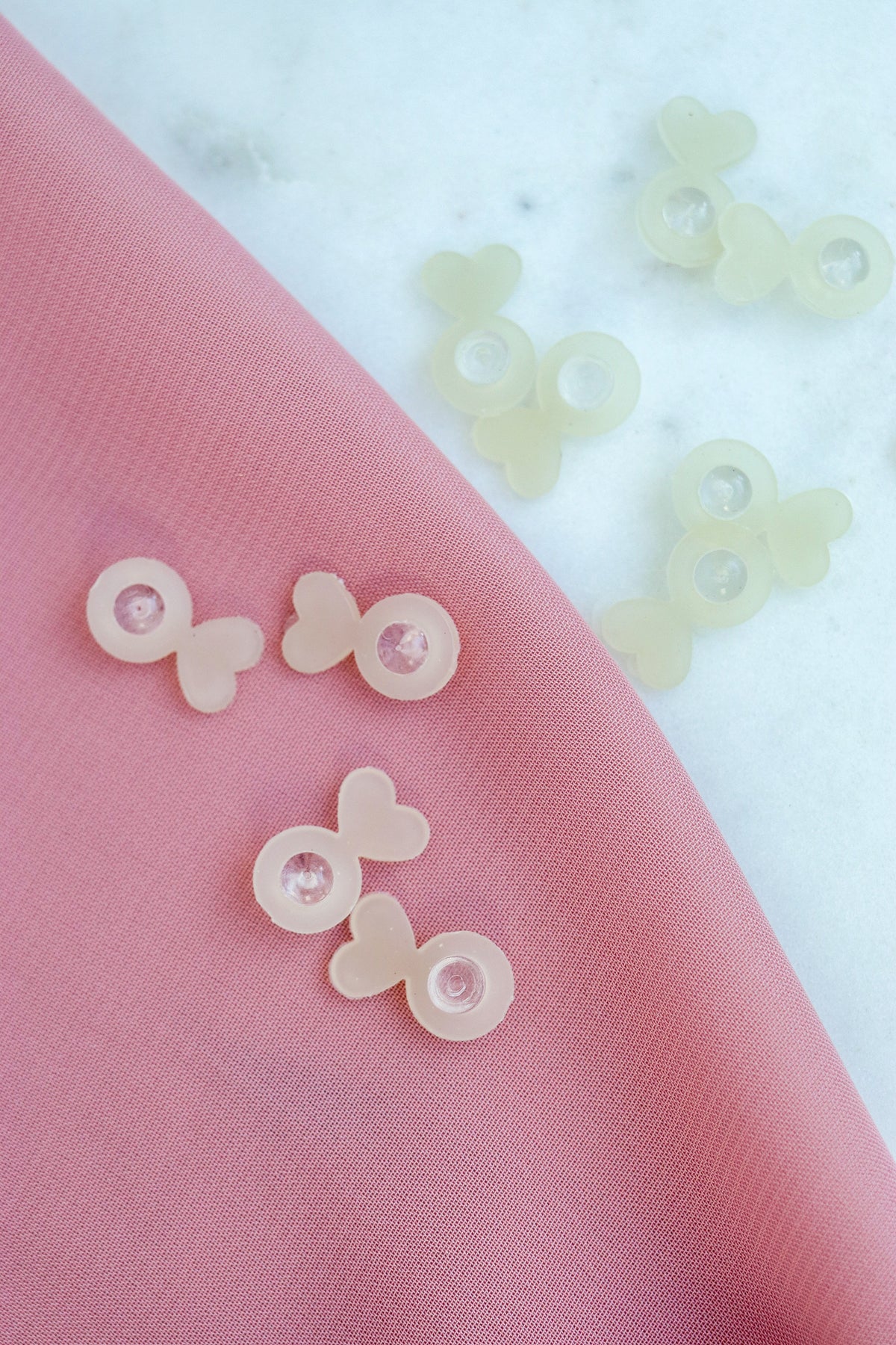 COUPELLES EN SILICONE PROTÈGE-TROUS - Paquet de 6 paires