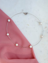 Carica l&#39;immagine nel visualizzatore di Gallery, Collana LUCE DI PERLA - argento 925
