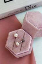 Carica l&#39;immagine nel visualizzatore di Gallery, Orecchini BOTTONI arg925 - Perle Autentiche ROSA - MINI
