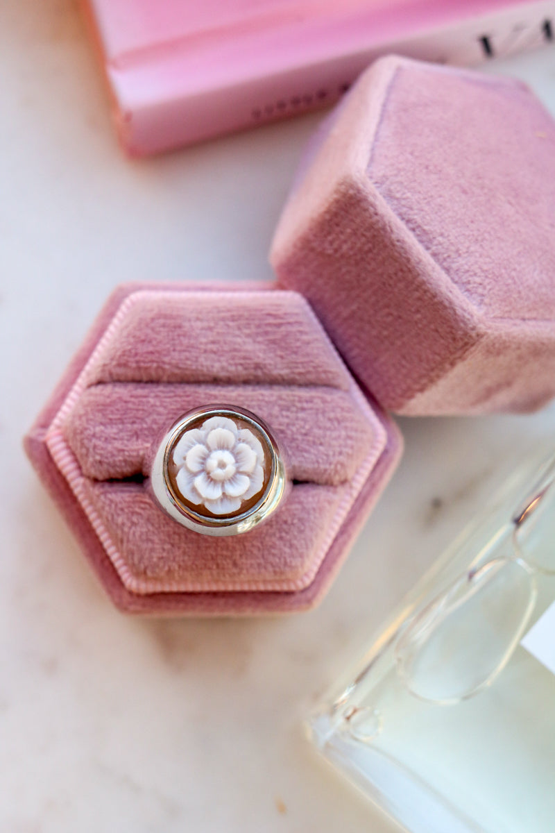 Ligne Luxury - Bague CAMELIA CHEVALIER