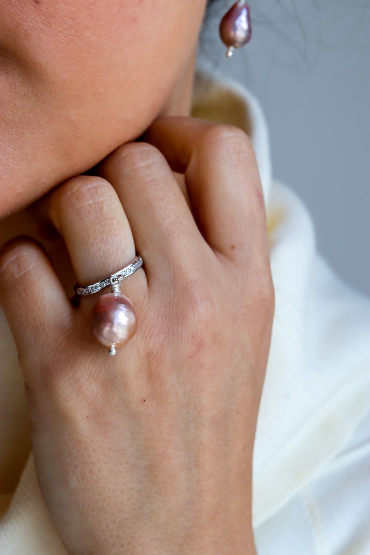 Precious Line - MOON DROP Ring - Pink