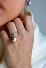 Carica l'immagine nel visualizzatore di Gallery, Linea Precious - Anello GOCCIA DI LUNA - Rosa - argento 925
