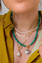 Carica l&#39;immagine nel visualizzatore di Gallery, Collana JOLINA MALACHITE - Protezione dalle energie negative
