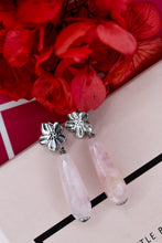 Load image into Gallery viewer, Mè·ro Bijoux - CHERRY Quartz Earrings

