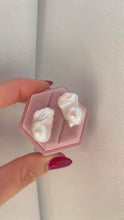 Carica e avvia il video nel visualizzatore di galleria, Orecchini BAROCCHE nude - argento 925
